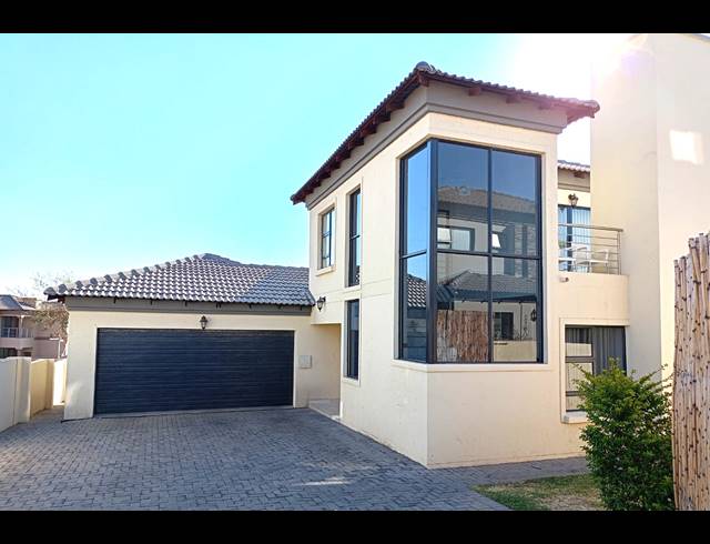 4 BEDROOM HOUSE TO LET IN WILDTUIN PARK